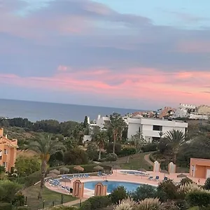 2 Bedroom Penthouse With A Private 360 Rooftop Terrace With Sea And Mountain Views Apartamento